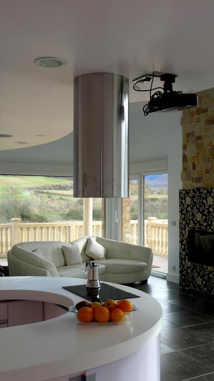 Villa Flavina San Vicente del Valle Luaran gambar